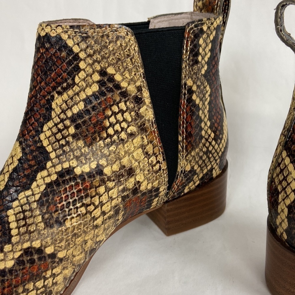 Madewell The Carina Boot in Snake Embossed Leather Ankle Chelsea Boot Booties - Picture 15 of 16